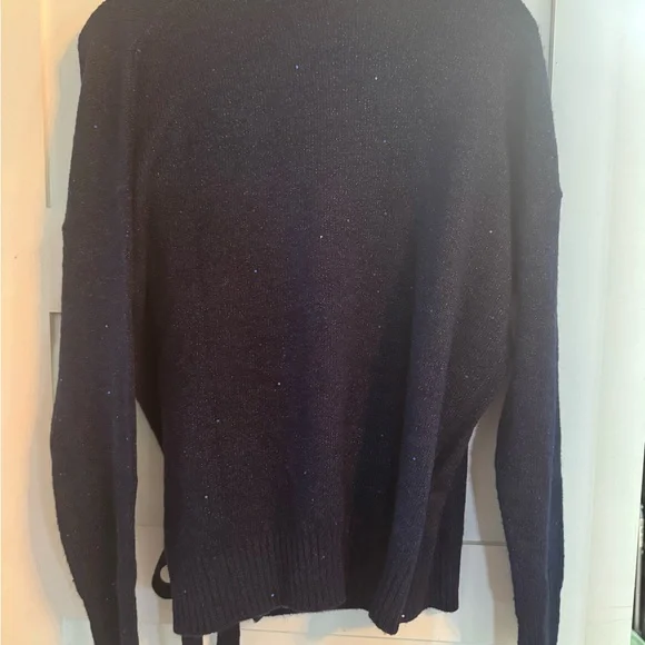 Lilly Pulitzer sweater - Picture 4 of 5